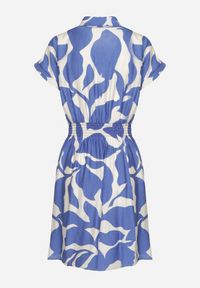Born2be - Niebieska Taliowana Sukienka z Wiskozą z Geometrycznym Wzorem Galadira. Okazja: na co dzień, na spacer, na imprezę. Kolor: niebieski. Materiał: wiskoza. Wzór: geometria. Styl: klasyczny, casual #4