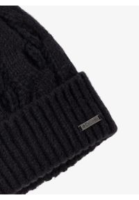 columbia - Czapka zimowa damska Columbia Boundless Days Cable Knit Pom Beanie - black. Kolor: czarny. Sezon: zima. Styl: sportowy