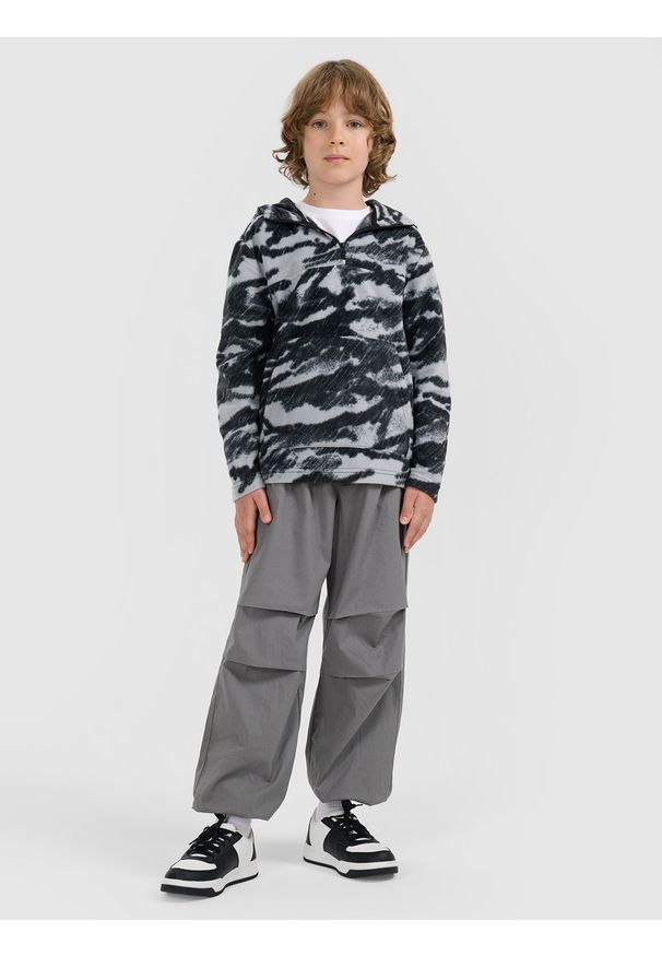 4f - 4F Polar regular z kapturem chłopięcy - multikolor 152 (11-12 lat). Typ kołnierza: kaptur. Kolor: wielokolorowy. Materiał: polar. Sezon: lato