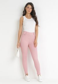 Born2be - Różowe Spodnie Skinny z Wysokim Stanem Ninga. Stan: podwyższony. Kolor: różowy