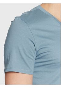 Guess T-Shirt Core M2YI37 I3Z11 Niebieski Slim Fit. Kolor: niebieski. Materiał: bawełna