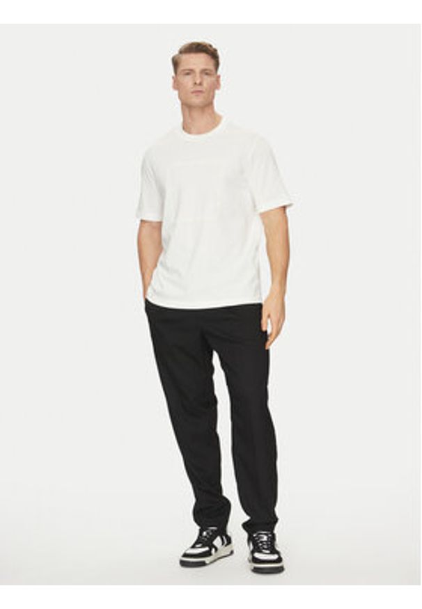 Armani Exchange T-Shirt 6DZTLN ZJ9JZ 1116 Biały Regular Fit. Kolor: biały. Materiał: bawełna