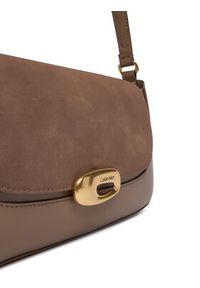 Calvin Klein Torebka Hardware Brushed Shoulder Bag LV04F3337G Beżowy. Kolor: beżowy. Materiał: skórzane #3
