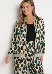 Born2be - Beżowo-Zielona Kurtka Bomberka w Panterkę ze Ściągaczami Irira. Okazja: na co dzień, na spacer. Kolor: beżowy. Materiał: jeans. Długość rękawa: długi rękaw. Długość: długie. Wzór: motyw zwierzęcy. Styl: casual, elegancki #4