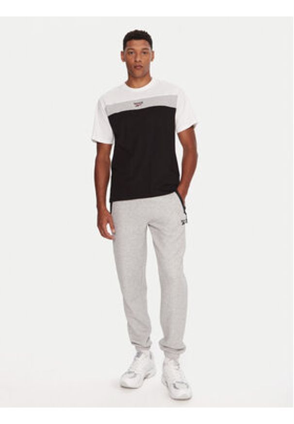 Reebok T-Shirt RK25156CCM Biały Regular Fit. Kolor: biały. Materiał: bawełna