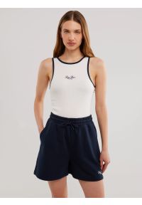 Big-Star - Koszulka damska slim na ramiączkach z kontrastowym wykoŅczeniem biała Arisa 100. Kolor: biały. Materiał: prążkowany, materiał, jeans. Długość rękawa: na ramiączkach. Wzór: haft. Sezon: lato #1