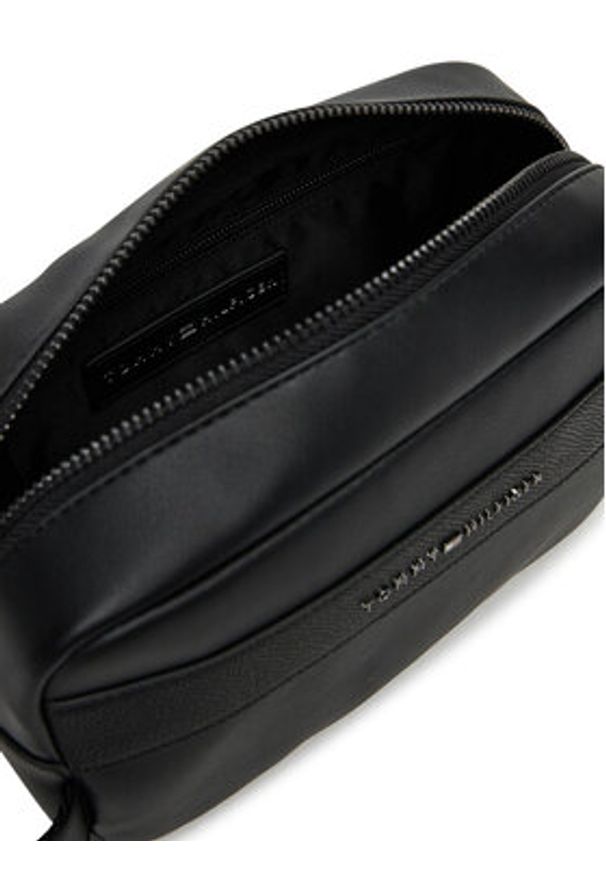 TOMMY HILFIGER - Tommy Hilfiger Kosmetyczka Corp Washbag AM0AM13249 Czarny. Kolor: czarny. Materiał: skóra