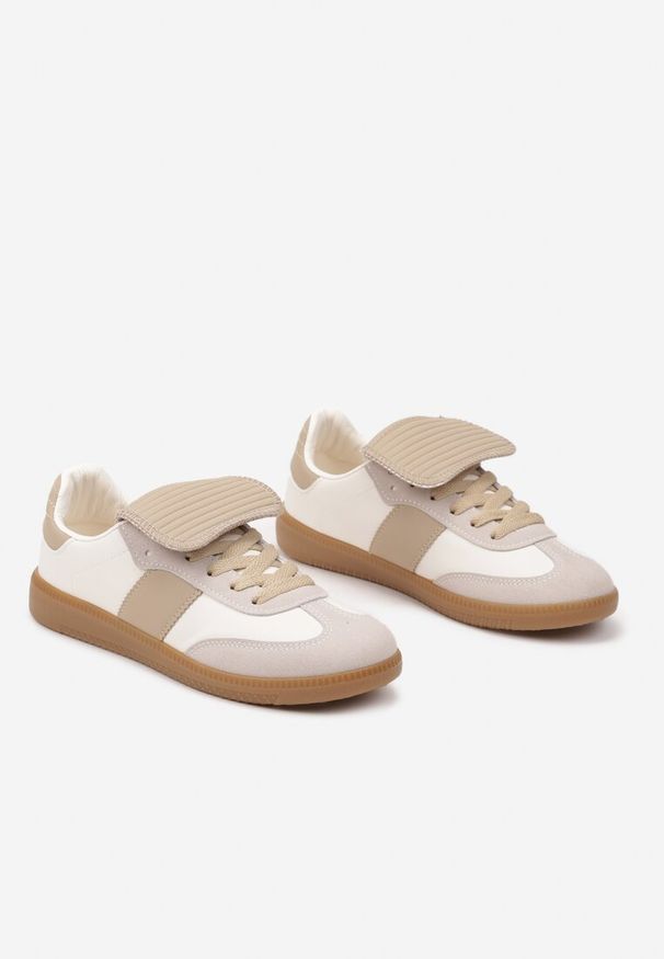 Renee - Beżowe Sznurowane Płaskie Sneakersy z Geometrycznym Wzorem Felilva. Okazja: na co dzień. Zapięcie: sznurówki. Kolor: beżowy. Materiał: jeans. Wzór: geometria