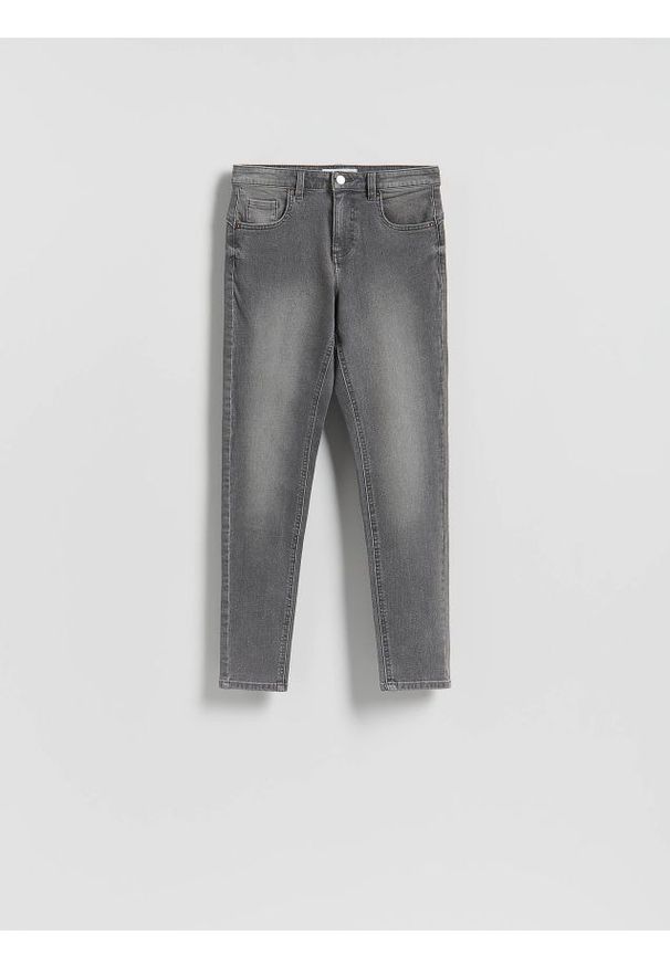 Reserved - Jeansy slim fit push up - jasnoszary. Kolor: szary