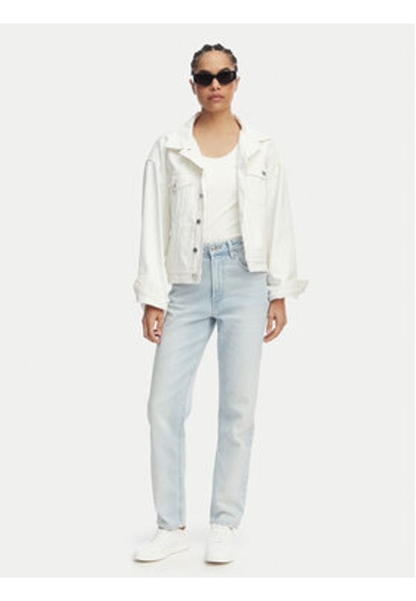 Calvin Klein Jeans Jeansy LV047F669G Niebieski Mom Fit. Kolor: niebieski