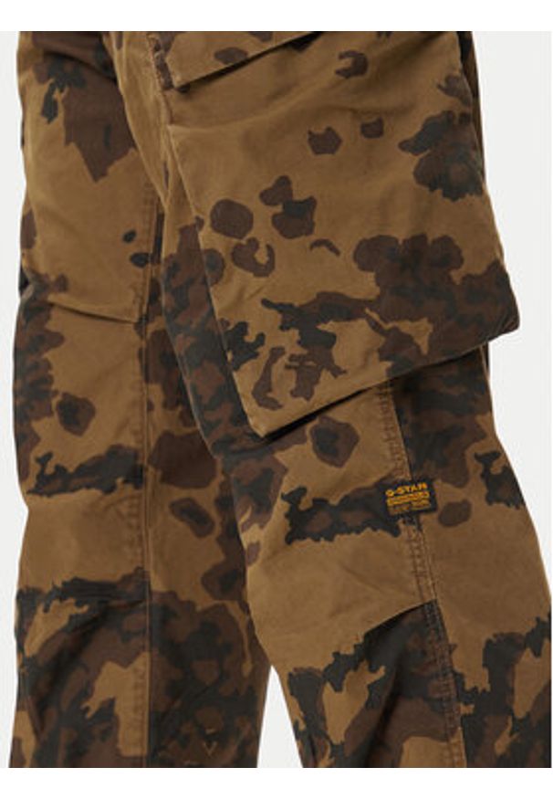 G-Star RAW - G-Star Raw Spodnie materiałowe R-3N D25224-D553 Zielony Straight Fit. Kolor: zielony. Materiał: bawełna