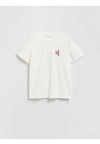 Reserved - T-shirt comfort z nadrukiem - biały. Kolor: biały. Materiał: bawełna, dzianina. Wzór: nadruk