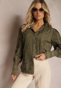 Renee - Ciemnozielona Ażurowa Koszula z Elegancką Stójką Manuella. Typ kołnierza: kołnierzyk stójkowy. Kolor: zielony. Długość: długie. Wzór: ażurowy. Styl: elegancki #3
