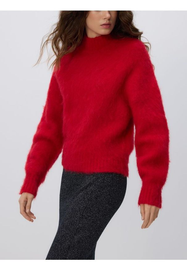 Reserved - Sweter z alpaką - czerwony. Kolor: czerwony. Materiał: dzianina, wełna