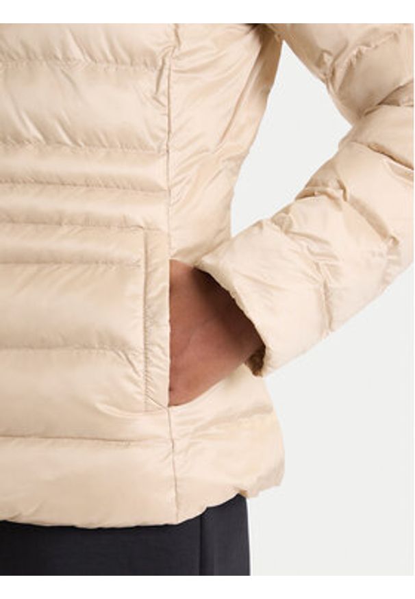 EA7 Emporio Armani Kurtka zimowa 7W000684 AF12475 U1046 Beżowy Slim Fit. Kolor: beżowy. Materiał: syntetyk. Sezon: zima