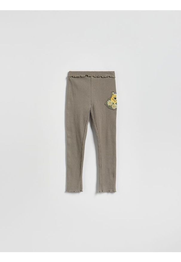 Reserved - Legginsy Kubuś Puchatek - ciemnoszary. Kolor: szary. Materiał: dzianina, bawełna. Wzór: motyw z bajki