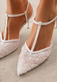 Renee - Białe Eleganckie Szpilki na Szpilce z Siateczkowym Noskiem z Koralikami Riosira. Zapięcie: pasek. Kolor: biały. Obcas: na szpilce. Styl: elegancki #7