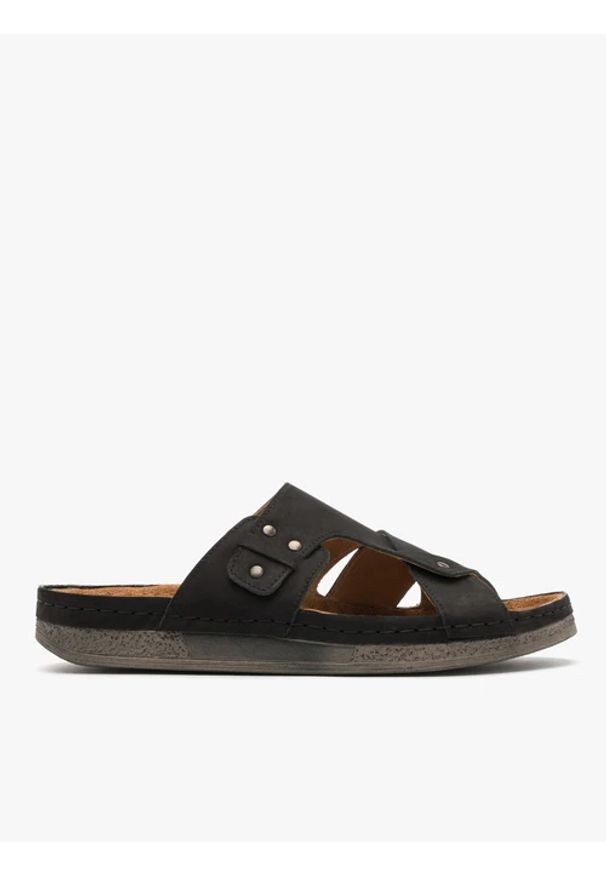Ryłko - Czarne klapki męskie z ozdobną cholewką. Kolor: czarny. Materiał: nubuk. Styl: street