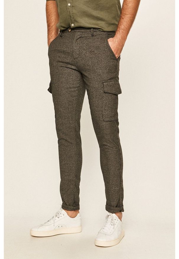 Tailored & Originals - Spodnie. Kolor: szary. Materiał: tkanina, dzianina