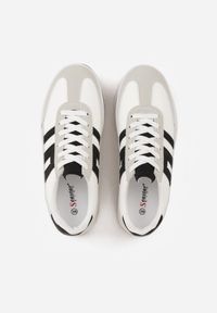 Renee - Białe Sneakersy na Platformie z Geometrycznym Motywem Hippiopis. Okazja: na co dzień. Kolor: biały. Materiał: jeans. Wzór: geometria. Obcas: na platformie #5