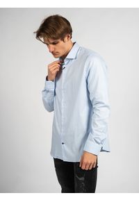 TOMMY HILFIGER - Tommy Jeans Koszula Slim Fit | TT0TT06149 | Mężczyzna | Biały, Niebieski. Typ kołnierza: kołnierzyk włoski. Kolor: biały, wielokolorowy, niebieski. Materiał: bawełna