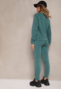 Renee - Zielony Ocieplany Komplet Dresowy z Bawełny Zdobiony Cyrkoniami Bluza i Spodnie z Gumką Nelionis. Kolor: zielony. Materiał: bawełna, dresówka. Wzór: aplikacja