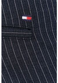 TOMMY HILFIGER - Tommy Hilfiger Spodnie męskie kolor granatowy dopasowane. Kolor: niebieski. Materiał: tkanina #2