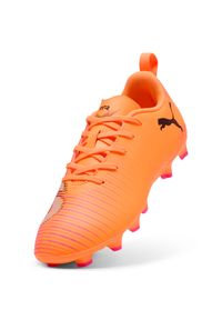 Puma - Korki PUMA FUTURE 8 PLAY FG/AG Jr Heat Fire. Materiał: dzianina. Szerokość cholewki: normalna. Sport: piłka nożna