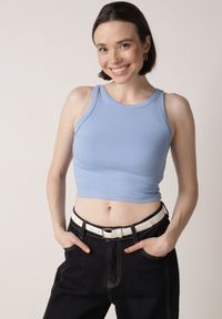 Born2be - Niebieski Top z Prążkowanego Materiału Zitessa. Okazja: na co dzień. Kolor: niebieski. Materiał: materiał, prążkowany. Długość rękawa: na ramiączkach. Styl: elegancki, klasyczny, casual #1