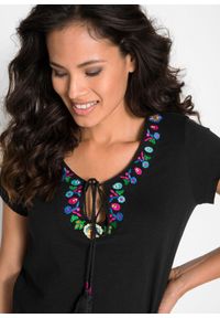 bonprix - Sukienka z dżerseju z fantazyjnej przędzy, z czystej bawełny. Kolor: czarny. Materiał: jersey, bawełna. Wzór: aplikacja, haft. Sezon: lato #3