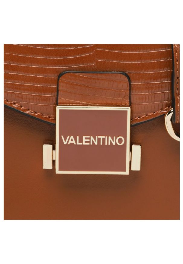 Valentino by Mario Valentino - VALENTINO Mały brązowy kuferek z logo carrie satchel. Kolor: brązowy