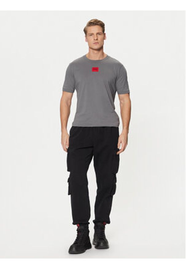 Hugo - HUGO T-Shirt Diragolino212 50447978 Szary Regular Fit. Kolor: szary. Materiał: bawełna