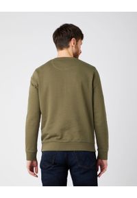 Wrangler - WRANGLER CREW SWEAT MĘSKA BLUZA KLASYCZNA IVY GREEN W6M8HYXIX. Styl: klasyczny #5