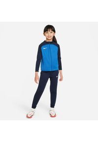 Dres treningowy chłopięcy Nike Academy. Kolor: czarny, wielokolorowy. Materiał: dresówka. Sport: piłka nożna
