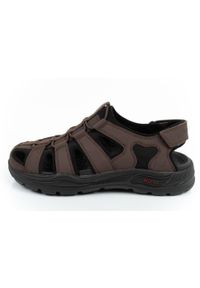 skechers - Buty sandały męskie Skechers Arch Fit. Kolor: brązowy. Materiał: skóra ekologiczna, materiał, syntetyk