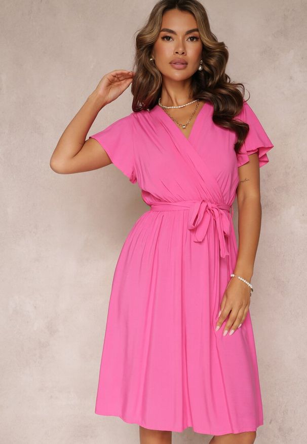 Renee - Fuksjowa Rozkloszowana Sukienka Midi z Wiązanym Paskiem Elemia. Kolor: różowy. Materiał: tkanina, wiskoza, materiał. Długość: midi
