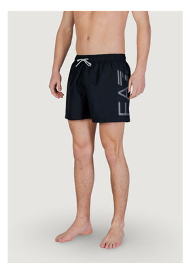EA7 Emporio Armani Szorty kąpielowe 7M002001 AF14497 MC026 Czarny Regular Fit. Kolor: czarny. Materiał: syntetyk