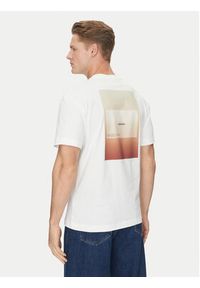Calvin Klein T-Shirt Overlay Print K10K114158 Biały Regular Fit. Kolor: biały. Materiał: bawełna. Wzór: nadruk #3