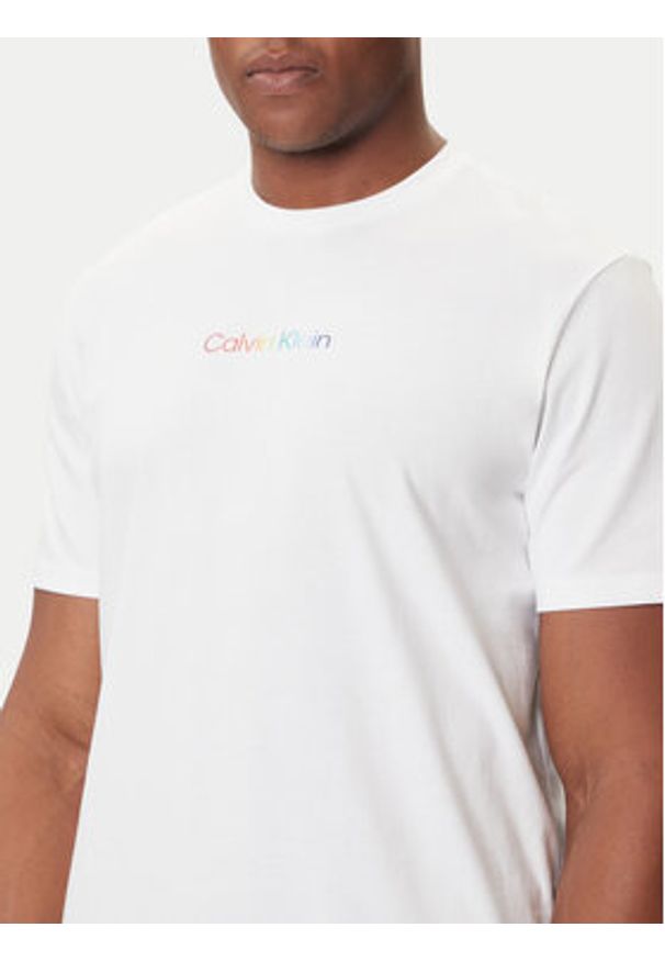 Calvin Klein Jeans T-Shirt Pride Graphic LV04RC815G Biały Relaxed Fit. Kolor: biały. Materiał: bawełna