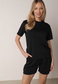 Born2be - Czarny Letni Komplet z Bawełny i Wiskozy T-shirt i Szorty Celinai. Kolor: czarny. Materiał: wiskoza, bawełna #1
