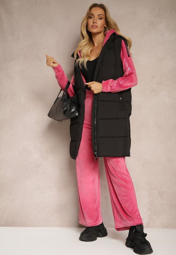Renee - Fuksjowy Welurowy Komplet Dresowy Bluza z Kapturem i Spodnie Typu Jogger z Lampasem Florira. Kolor: różowy. Materiał: welur, dresówka
