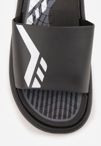 Born2be - Czarne Sportowe Klapki Piankowe na Basen lub Plażę Daevo. Okazja: na plażę. Kolor: czarny. Materiał: dresówka. Sezon: lato. Styl: sportowy #4