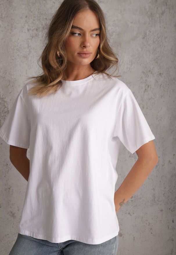 Renee - Biały Bawełniany T-shirt o Kroju Oversize Neduna. Okazja: na co dzień. Kolor: biały. Materiał: bawełna. Styl: casual, elegancki