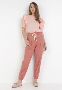 Born2be - Ciemnoróżowe Spodnie Lithophi. Kolor: różowy. Materiał: bawełna. Długość: długie. Wzór: aplikacja, paski #3