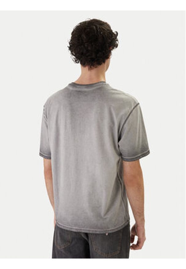 Guess T-Shirt M6GI26 K3246 Szary Regular Fit. Kolor: szary. Materiał: bawełna