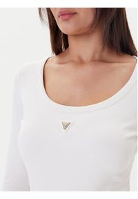 Guess Body V4YP07 J1314 Écru Slim Fit. Materiał: bawełna #5