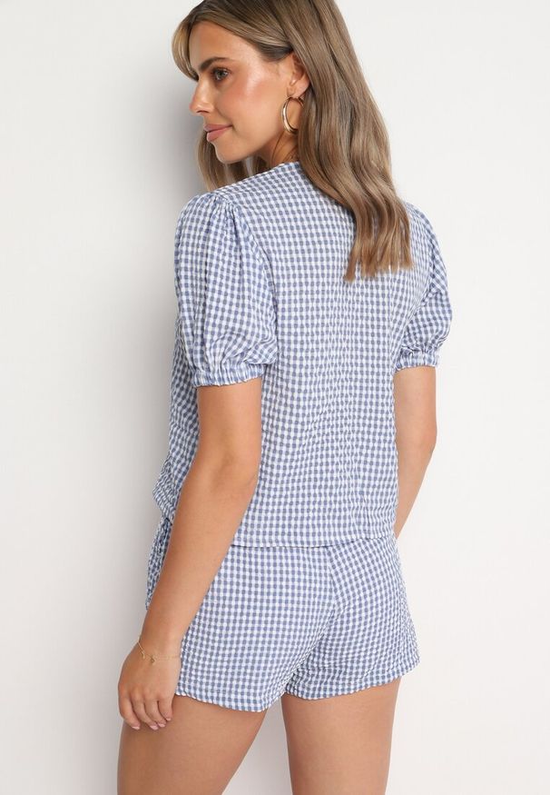 Born2be - Niebieski Komplet Bluzka z Bufiastymi Rękawami Wiązana z Przodu Szorty z Gumką w Pasie Ruthcella. Kolor: niebieski. Materiał: materiał