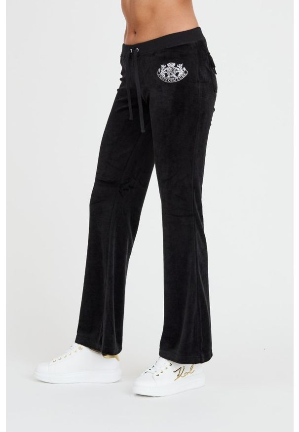 Juicy Couture - JUICY COUTURE Czarne spodnie Heritage Dog Crest Kaisa Trackpant. Kolor: czarny. Materiał: dresówka