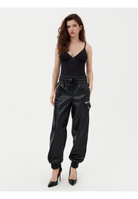 Karl Lagerfeld Jeans Spodnie z imitacji skóry A1W10059 Czarny Regular Fit. Kolor: czarny. Materiał: syntetyk #3