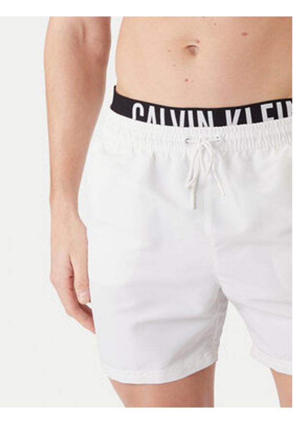 Calvin Klein Swimwear Szorty kąpielowe LV00N61015 Biały Regular Fit. Kolor: biały. Materiał: syntetyk